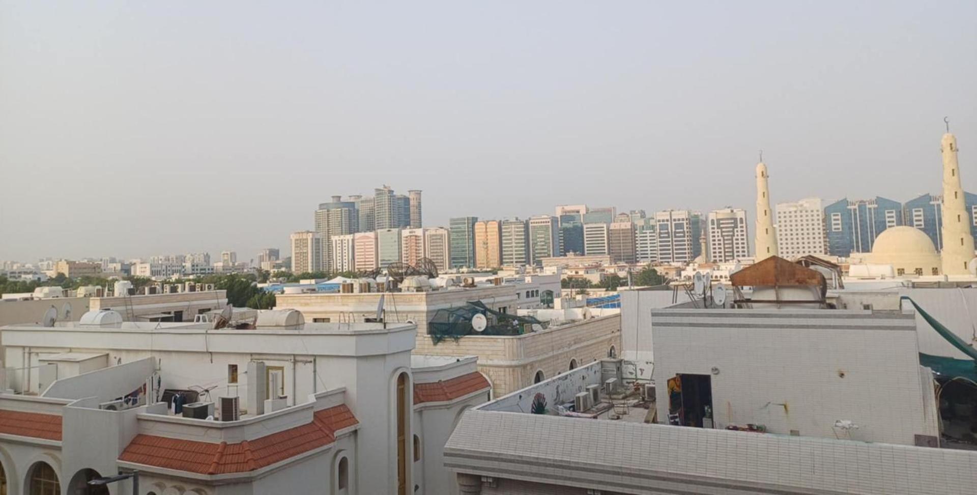 Just For Sleep And Rest Homestay Abu Dhabi